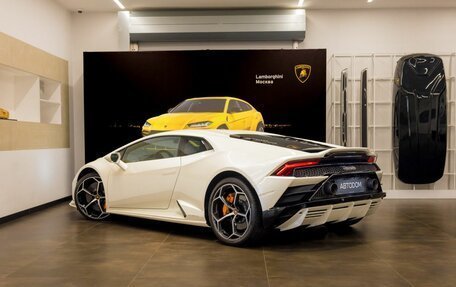 Lamborghini Huracán, 2022 год, 21 900 000 рублей, 5 фотография
