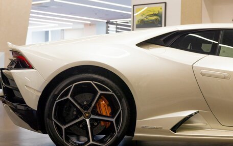 Lamborghini Huracán, 2022 год, 21 900 000 рублей, 11 фотография