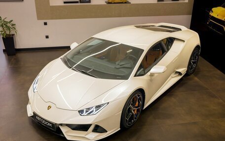 Lamborghini Huracán, 2022 год, 21 900 000 рублей, 16 фотография