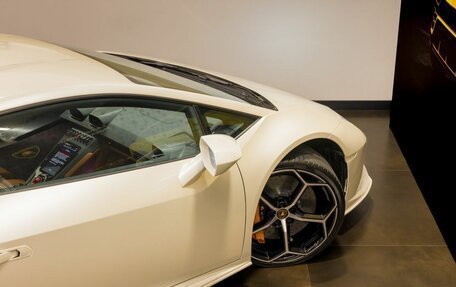 Lamborghini Huracán, 2022 год, 21 900 000 рублей, 21 фотография