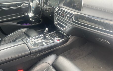 BMW 7 серия, 2018 год, 3 700 000 рублей, 6 фотография