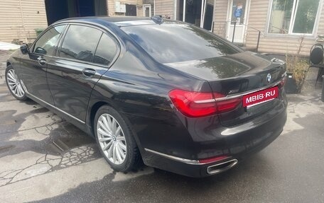 BMW 7 серия, 2018 год, 3 700 000 рублей, 10 фотография