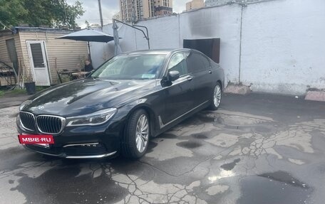BMW 7 серия, 2018 год, 3 700 000 рублей, 2 фотография