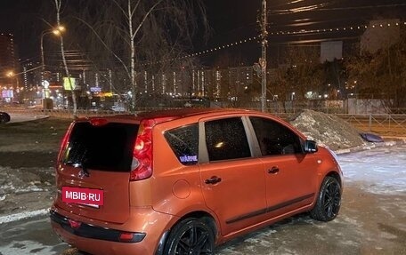 Nissan Note II рестайлинг, 2006 год, 380 000 рублей, 18 фотография