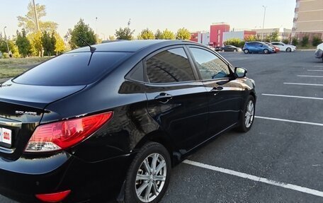 Hyundai Solaris II рестайлинг, 2011 год, 650 000 рублей, 6 фотография