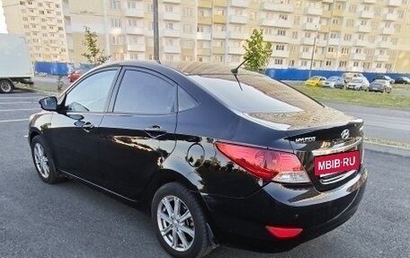 Hyundai Solaris II рестайлинг, 2011 год, 650 000 рублей, 5 фотография