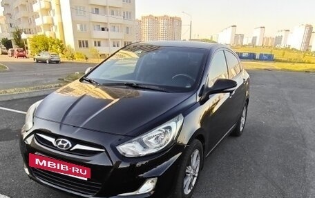 Hyundai Solaris II рестайлинг, 2011 год, 650 000 рублей, 4 фотография