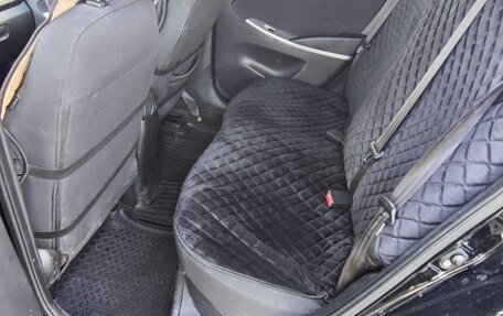 Hyundai Solaris II рестайлинг, 2011 год, 650 000 рублей, 13 фотография
