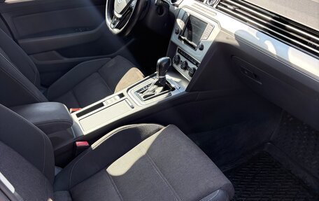 Volkswagen Passat B8 рестайлинг, 2016 год, 1 560 000 рублей, 9 фотография