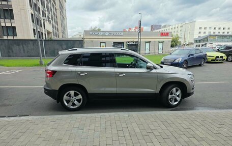 Skoda Karoq I, 2020 год, 2 300 000 рублей, 5 фотография
