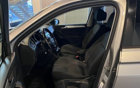 Volkswagen Tiguan II, 2017 год, 2 346 000 рублей, 16 фотография