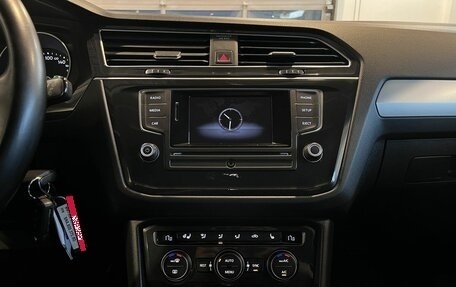 Volkswagen Tiguan II, 2017 год, 2 346 000 рублей, 13 фотография