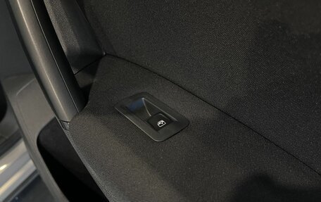 Volkswagen Tiguan II, 2017 год, 2 346 000 рублей, 28 фотография