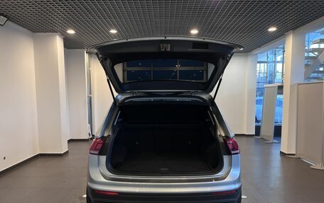 Volkswagen Tiguan II, 2017 год, 2 346 000 рублей, 37 фотография