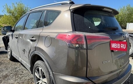 Toyota RAV4, 2017 год, 1 100 000 рублей, 5 фотография