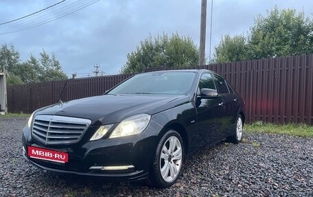 Mercedes-Benz E-Класс, 2012 год, 1 380 000 рублей, 1 фотография