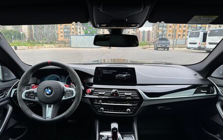 BMW 5 серия, 2017 год, 3 250 000 рублей, 23 фотография