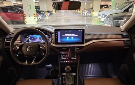 Skoda Kodiaq I, 2023 год, 4 300 000 рублей, 7 фотография