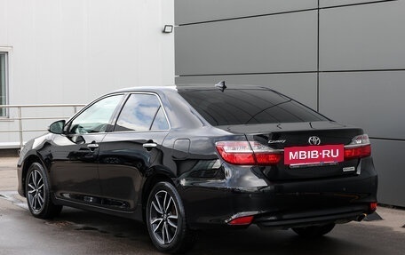 Toyota Camry, 2017 год, 2 498 000 рублей, 7 фотография