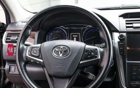 Toyota Camry, 2017 год, 2 498 000 рублей, 16 фотография
