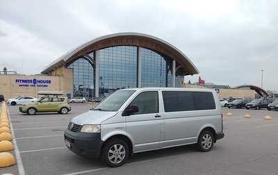 Volkswagen Caravelle T5, 2008 год, 1 320 000 рублей, 1 фотография