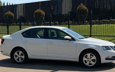 Skoda Octavia, 2019 год, 1 850 000 рублей, 9 фотография