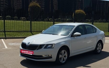 Skoda Octavia, 2019 год, 1 850 000 рублей, 2 фотография
