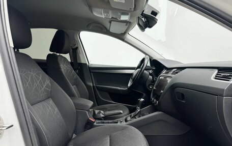 Skoda Octavia, 2018 год, 1 579 000 рублей, 10 фотография
