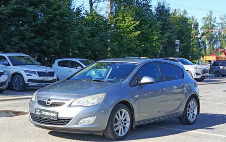 Opel Astra J, 2010 год, 399 000 рублей, 1 фотография
