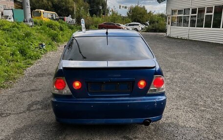 Lexus IS II рестайлинг 2, 1999 год, 690 000 рублей, 9 фотография