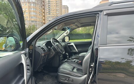 Toyota Land Cruiser Prado 150 рестайлинг 2, 2020 год, 7 000 000 рублей, 17 фотография