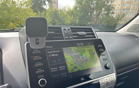 Toyota Land Cruiser Prado 150 рестайлинг 2, 2020 год, 7 000 000 рублей, 16 фотография