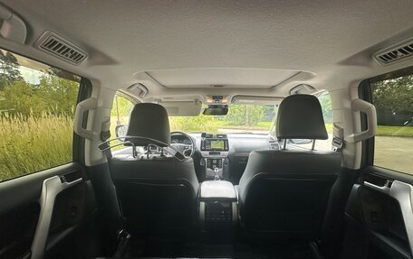 Toyota Land Cruiser Prado 150 рестайлинг 2, 2020 год, 7 000 000 рублей, 22 фотография