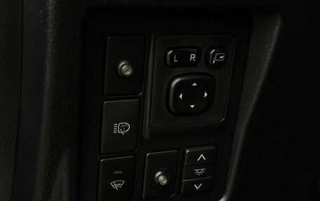 Toyota Land Cruiser Prado 150 рестайлинг 2, 2010 год, 2 299 999 рублей, 27 фотография