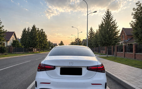 Mercedes-Benz A-Класс, 2022 год, 2 194 000 рублей, 6 фотография
