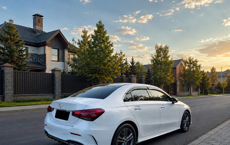 Mercedes-Benz A-Класс, 2022 год, 2 194 000 рублей, 5 фотография