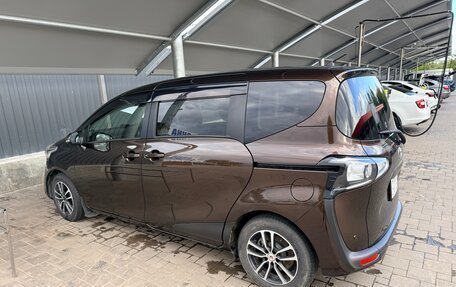 Toyota Sienta II, 2019 год, 1 250 000 рублей, 4 фотография
