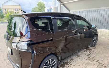 Toyota Sienta II, 2019 год, 1 250 000 рублей, 3 фотография