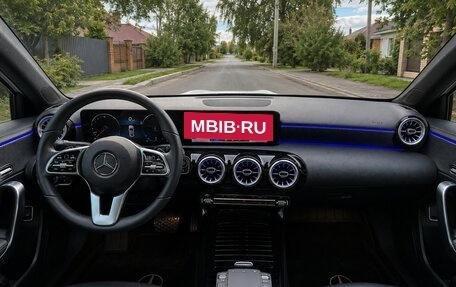 Mercedes-Benz A-Класс, 2022 год, 2 194 000 рублей, 13 фотография