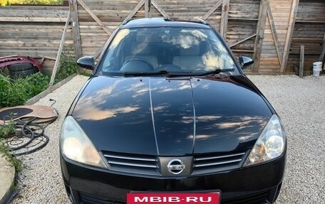 Nissan Wingroad III, 2002 год, 325 000 рублей, 2 фотография