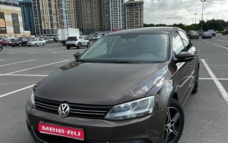 Volkswagen Jetta VI, 2011 год, 750 000 рублей, 1 фотография
