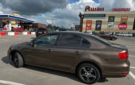 Volkswagen Jetta VI, 2011 год, 750 000 рублей, 3 фотография