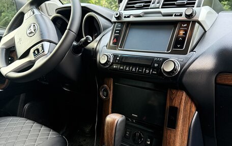 Toyota Land Cruiser Prado 150 рестайлинг 2, 2015 год, 3 350 000 рублей, 10 фотография