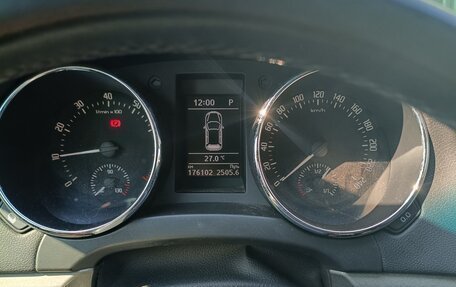 Skoda Yeti I рестайлинг, 2014 год, 1 320 000 рублей, 4 фотография