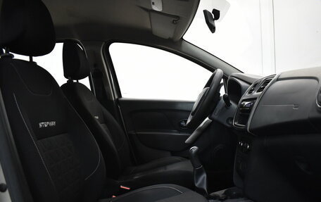 Renault Sandero II рестайлинг, 2017 год, 820 000 рублей, 12 фотография