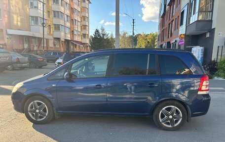Opel Zafira B, 2008 год, 400 000 рублей, 2 фотография