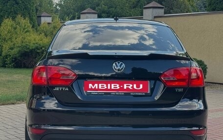 Volkswagen Jetta VI, 2013 год, 1 050 000 рублей, 10 фотография