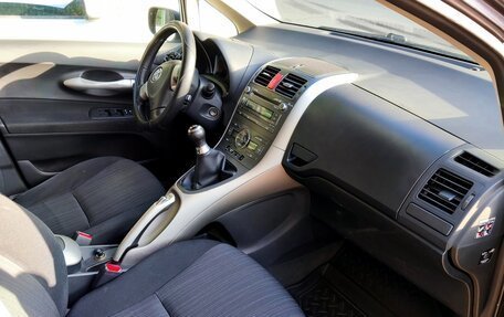 Toyota Auris II, 2008 год, 750 000 рублей, 10 фотография