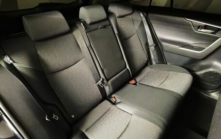 Toyota RAV4, 2020 год, 3 195 000 рублей, 17 фотография