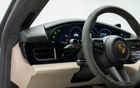 Porsche Taycan I, 2021 год, 10 490 000 рублей, 15 фотография